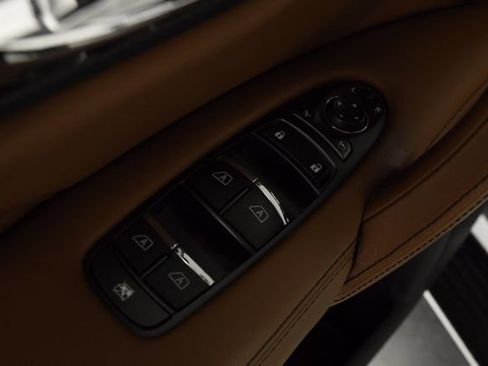 Used 2024 INFINITI QX80 Sensory AWD/4WD image 13