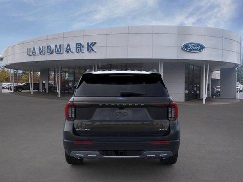 New 2026 Ford Explorer Active w/ Active Comfort Package AWD/4WD image 5