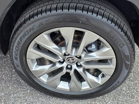 Certified 2023 Toyota RAV4 XLE Premium image 34