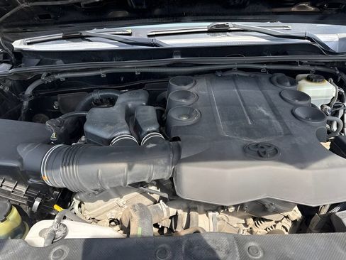 Used 2012 Toyota 4Runner SR5 w/ Premium Pkg w/3rd Row Seat AWD/4WD image 38
