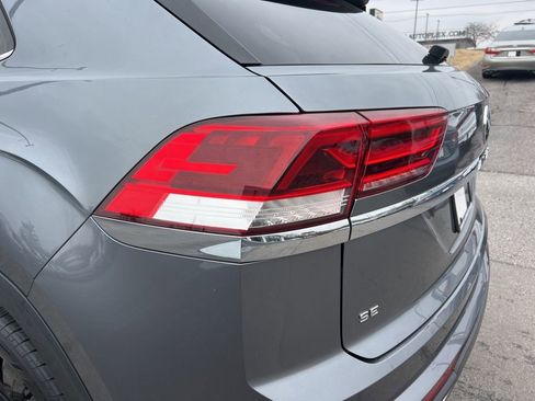 Used 2023 Volkswagen Atlas Cross Sport SE image 12