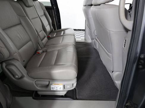 Used 2011 Honda Odyssey EX-L image 22