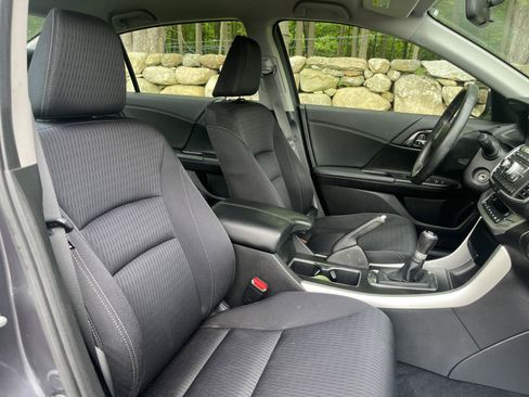 Used 2015 Honda Accord Sport image 36