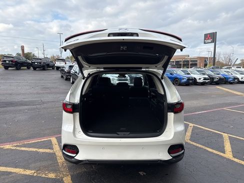 Used 2025 MAZDA CX-70 Plug-In Hybrid w/ Premium Pkg image 8