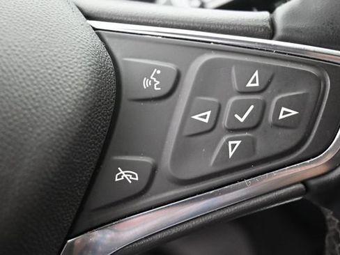 Used 2024 Chevrolet Equinox LT FWD image 18