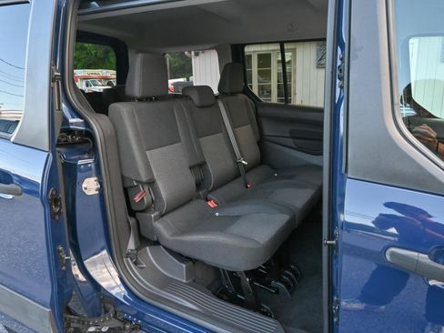 Used 2018 Ford Transit Connect XL FWD image 35