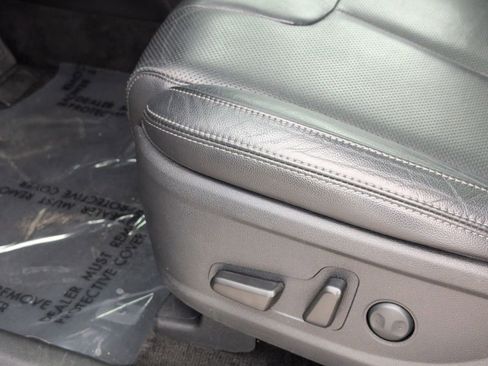 Used 2019 Hyundai Santa Fe Limited image 17