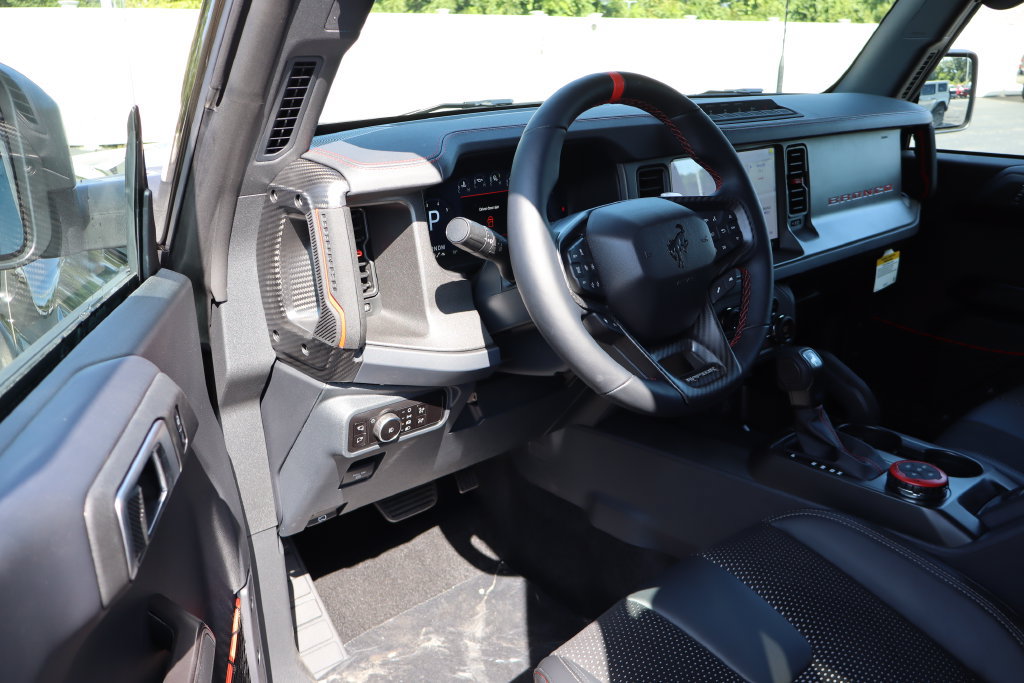 New 2026 Ford Bronco Raptor w/ Interior Carbon Fiber Pack AWD/4WD image 4