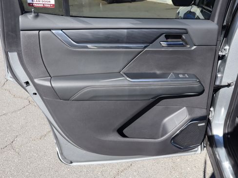 Used 2024 GMC Acadia Elevation w/ Black Edition image 29