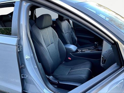 Certified 2024 Honda Accord Sport image 19