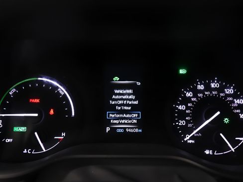 Used 2021 Toyota Sienna XLE FWD image 14