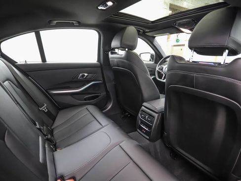 Certified 2025 BMW 330i xDrive Sedan image 25