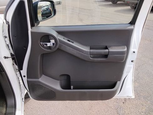 Used 2012 Nissan Xterra PRO-4X w/ Pro-4x Leather Pkg image 14