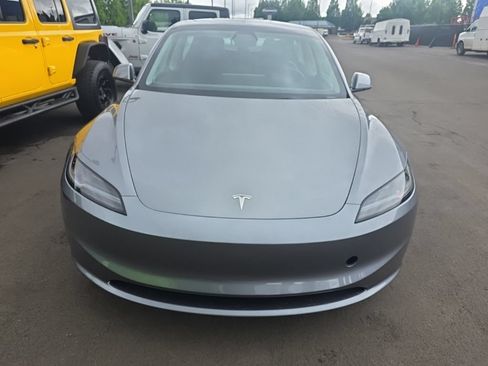 Used 2025 Tesla Model 3 RWD image 7