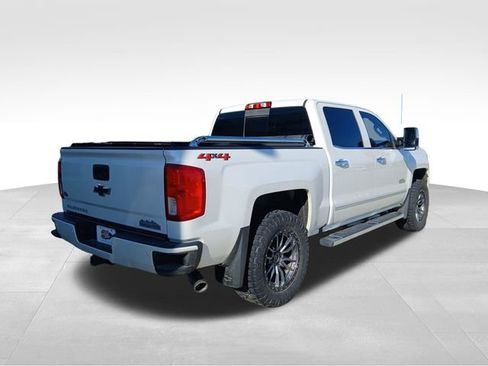 Used 2018 Chevrolet Silverado 1500 High Country image 5