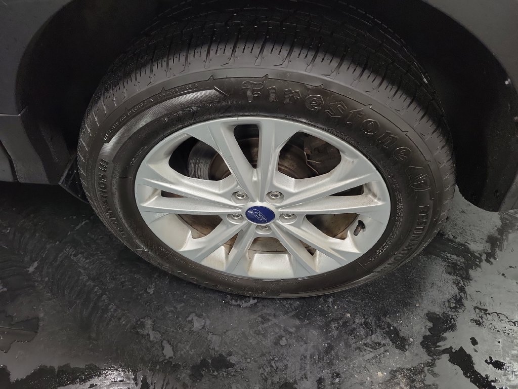 Used 2018 Ford Escape SE AWD/4WD image 13