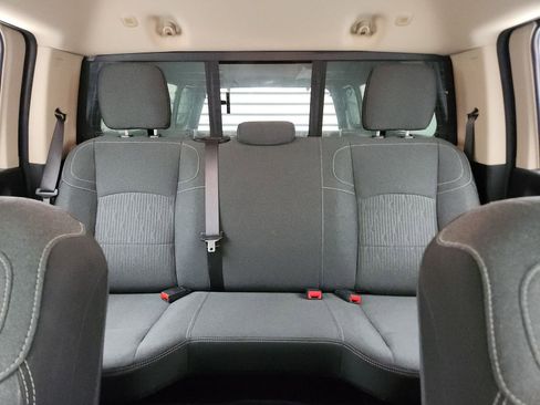 Used 2020 RAM 3500 Tradesman image 10