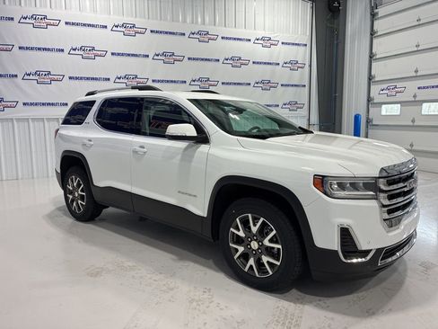 Used 2021 GMC Acadia SLE w/ Driver Convenience Package image 7