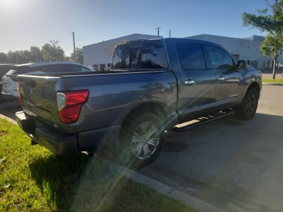 Used 2018 Nissan Titan SV w/ SV Convenience Package