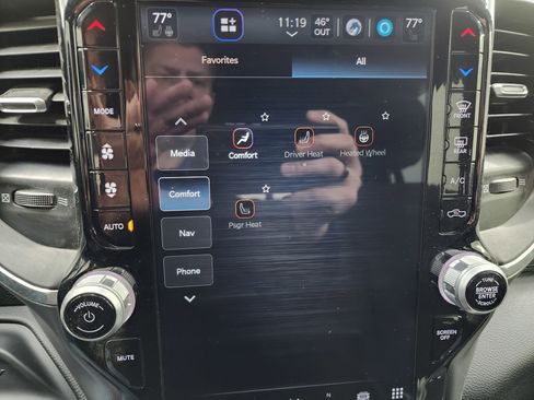 Used 2024 RAM 2500 Big Horn w/ Tech Package image 53