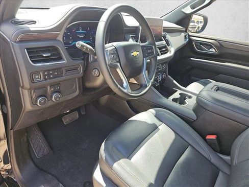 Used 2023 Chevrolet Tahoe LT w/ Luxury Package RWD image 17