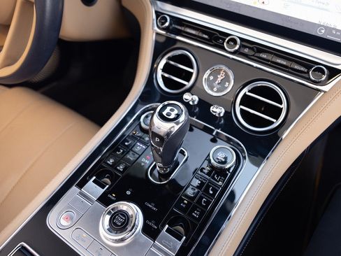 Used 2020 Bentley Continental GT V8 AWD/4WD image 79