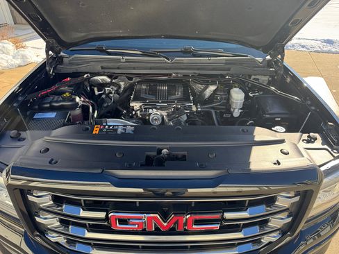 Used 2018 GMC Sierra 1500 SLT image 19