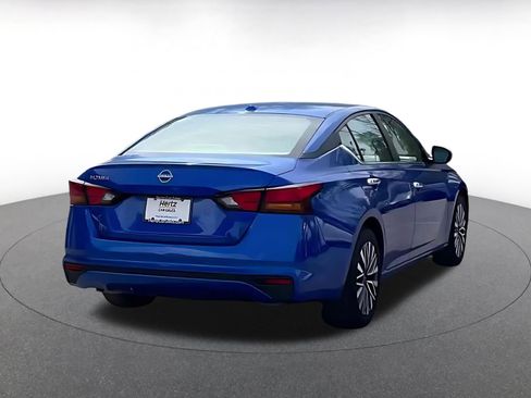 Used 2025 Nissan Altima 2.5 SV image 12