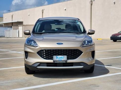 Used 2020 Ford Escape SE FWD image 2