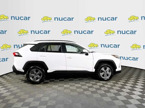 Used 2025 Toyota RAV4 XLE AWD/4WD image 8