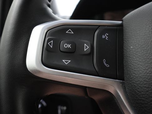 Used 2024 RAM 2500 Big Horn w/ Night Edition AWD/4WD image 15