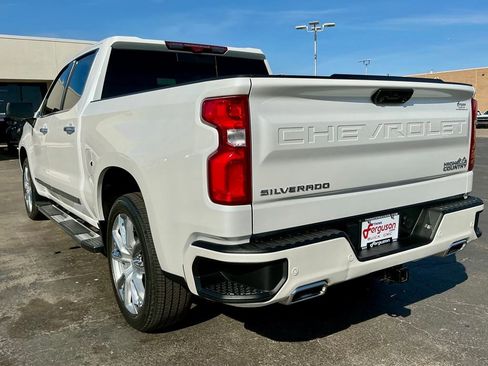 Used 2022 Chevrolet Silverado 1500 High Country w/ High Country Premium Package image 16