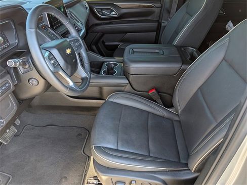 Used 2024 Chevrolet Tahoe Premier w/ Premium Package 2 image 15