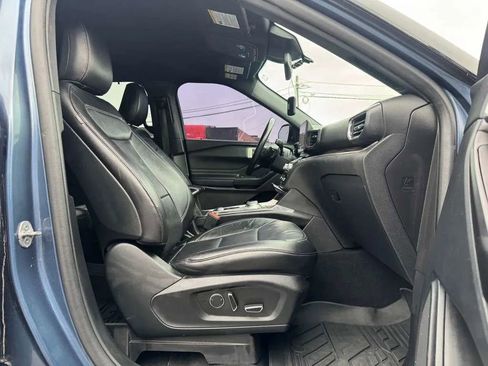 Used 2020 Ford Explorer Limited image 13