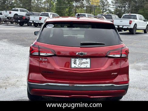 Used 2022 Chevrolet Equinox RS w/ Infotainment Package FWD image 6
