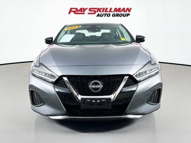 Used 2023 Nissan Maxima SV w/ Floor Mat Group FWD image 2