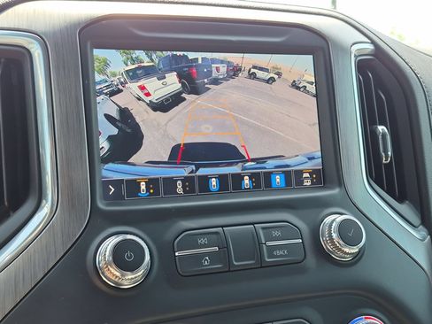 Used 2020 GMC Sierra 3500 Denali w/ Technology Package AWD/4WD image 19