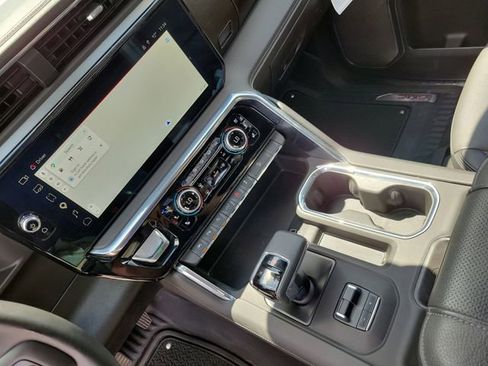 Certified 2025 GMC Sierra 1500 Denali w/ Denali Reserve Package AWD/4WD image 36