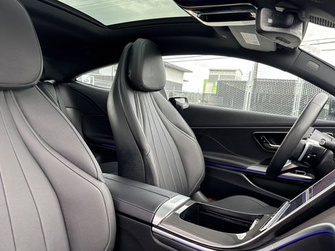 Certified 2025 Mercedes-Benz CLE 300 4MATIC Coupe image 34