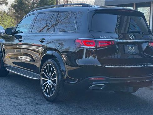 Used 2023 Mercedes-Benz GLS 450 4MATIC w/ AMG Line Exterior image 3