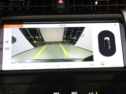 Used 2020 Land Rover Discovery Sport SE R-Dynamic image 28