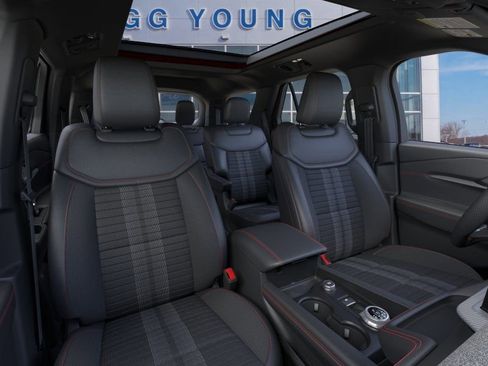 New 2026 Ford Explorer ST-Line AWD/4WD image 11