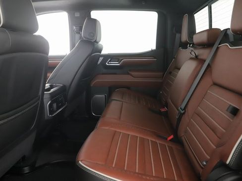 Used 2025 GMC Sierra 1500 Denali Ultimate image 29