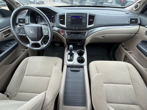 Used 2019 Honda Pilot LX image 17