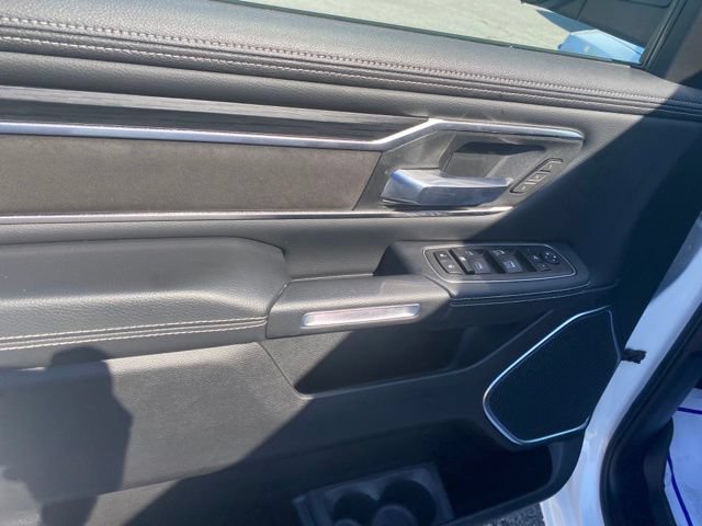 Used 2023 RAM 1500 Laramie AWD/4WD image 17