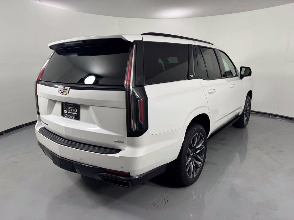 Used 2024 Cadillac Escalade Sport Platinum w/ Heavy-Duty Trailer Package AWD/4WD image 6
