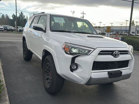 Certified 2024 Toyota 4Runner TRD Off-Road Premium w/ TRD Black Wheel Package (TMS) image 7