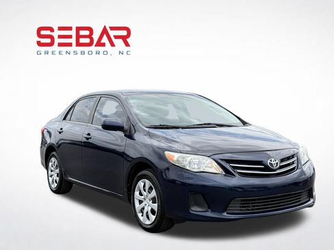 Used 2013 Toyota Corolla LE FWD image 6