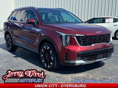 Used 2025 Kia Sorento EX w/ Panoramic Sunroof Package