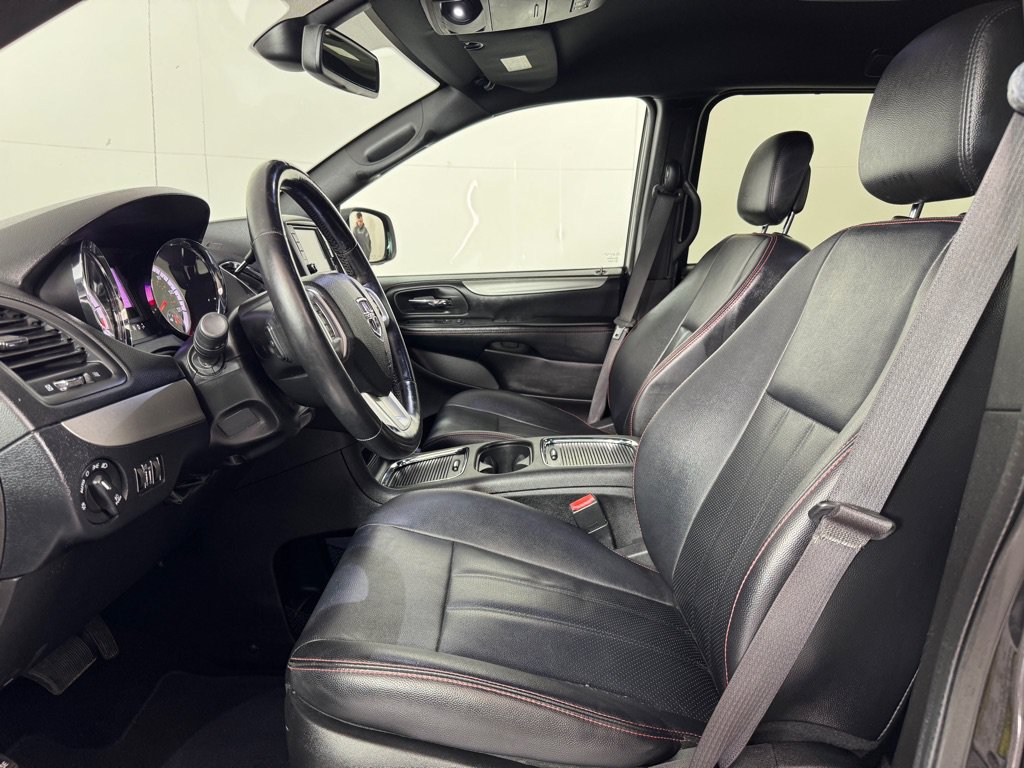 Used 2019 Dodge Grand Caravan GT FWD image 11